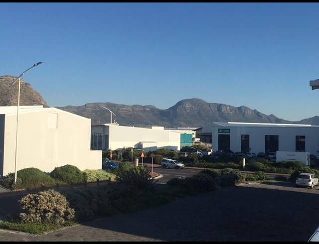 342M² WAREHOUSE RENTED IN CAPRICORN